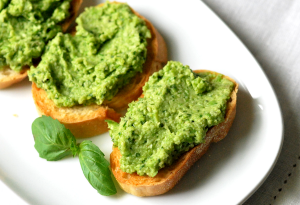 edamame-and-pea-crostini-final